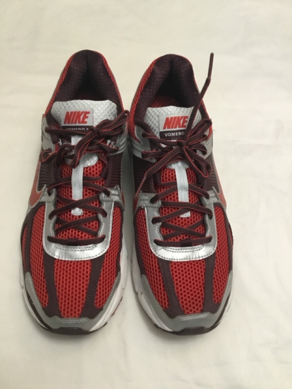 Nike Men's Vomero size 12